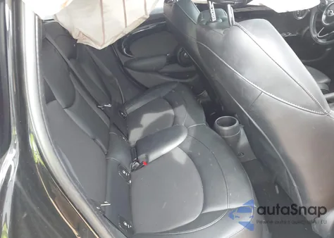 2015 Mini Hardtop Cooper z USA, uszkodzony, nr VIN WMWXS5C52FT826978